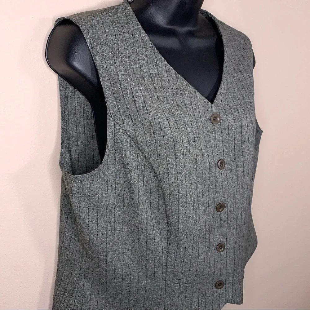 Vintage Size 12 Sag Harbor Grey Striped Vest Button Up Academia Goth Vneck